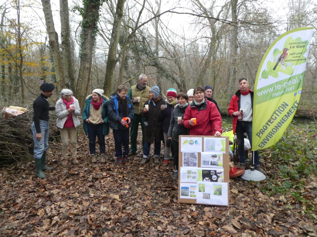 Chantier nature du dimanche 3 décembre 2023 sur la pelouse calcicole à Boutigny-sur-Essonne (photo, Le Geai)