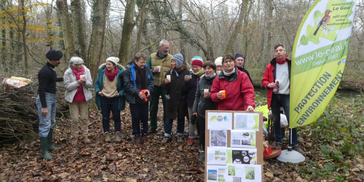 Chantier nature du dimanche 3 décembre 2023 sur la pelouse calcicole à Boutigny sur Essonne (photo, Le Geai)